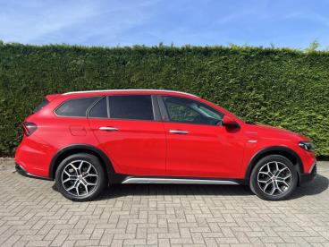 SPOTICAR Fiat Tipo Cross 100pk Occasions - Berline Essence Red - Turnhout - 1200374398_4