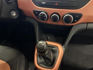 SPOTICAR Hyundai I10 1.0 Benzine 67 Pk Man 5 Occasions - Citadine Essence White - Sint-niklaas - 1200368947_5