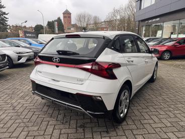 SPOTICAR Hyundai I20 1.0 T-gdi Twist | Garantie Tot 06/2029 | Achteruit Tweedehands - Citadine Benzine Wit - Herent - 1200371458_3