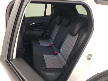 SPOTICAR Jeep Avenger 4xe Upland 1.2 E-hybrid 145pk Automaat Dct6 * Schu Tweedehands -  Hybrid Beige - Ieper - 400363645_4