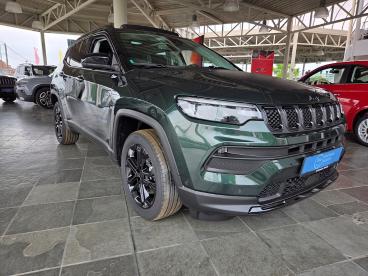 SPOTICAR Jeep Compass E-hybrid North Star - 15 Turbo 140pk  Mhev Dct7 Au Occasions - Suv Essence Vert - Roeselare - 400356674_1