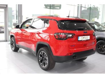 SPOTICAR Jeep Compass Trailhawk 1.3t Phev 240at6 Occasions - Suv Hybride Red - Turnhout - 1200364542_4