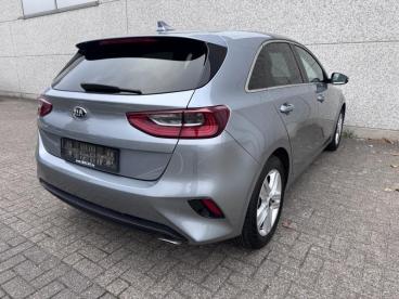 SPOTICAR Kia Ceed Cee-d & Pro /pro Tweedehands - Berline Benzine Grey - Dendermonde - 1200364375_4