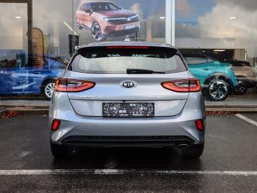 SPOTICAR Kia Ceed Cee-d Occasions - Berline Essence Gris - Torhout - 400365481_5