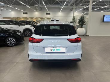 SPOTICAR Kia Ceed Cee-d Cee'd Sportswagon 3 1.0 T-gdi 100 Isg Pure Occasions - Break Essence Blanc - Bruxelles (schaerbeek ) - 1200371504_5