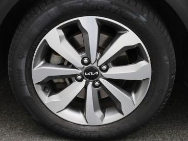 SPOTICAR Kia Stonic Urban Edition 1.2 Isg Tweedehands - Suv Benzine Grijs - Sint-truiden - 1200378100_3