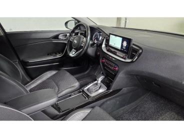 SPOTICAR Kia Xceed Xceed Occasions - Berline Essence Grey - Brugge - 1200379672_2