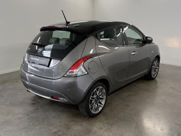 SPOTICAR Lancia Ypsilon 1.2 8v Fire Evo Ii Elefantino Tweedehands - Hatchback Benzine Grijs - Herent - 1200388976_4