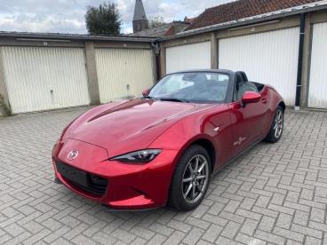 SPOTICAR Mazda Mx5 Exclusive-line - Carplay - 180°camera Tweedehands - Coupé-cabriolet Benzine Red - Gent - 1200395815_1