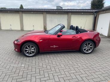 SPOTICAR Mazda Mx5 Exclusive-line - Carplay - 180°camera Tweedehands - Coupé-cabriolet Benzine Red - Gent - 1200395815_5