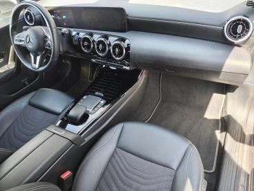 SPOTICAR Mercedes Classe A D 136ch / 7g-dct / Business Line Tweedehands - Citadine Diesel Grey - Libramont-chevigny - 1200371086_2