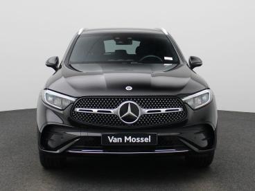 SPOTICAR Mercedes Glc 300 D + Amg Line + Trekhaak + Rijassistentiepakket Tweedehands - Suv Diesel Zwart - Tongeren - 1200388058_3