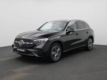 SPOTICAR Mercedes Glc 300 D + Amg Line + Trekhaak + Rijassistentiepakket Tweedehands - Suv Diesel Zwart - Bree - 1200391599_1