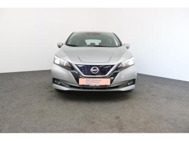 SPOTICAR Nissan Leaf 40kwh *led*camera*dab*cruise Control*klimaatregeli Occasions - Berline Electrique Argent - Roeselare - 400355588_2