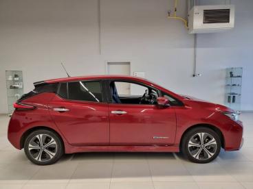 SPOTICAR Nissan Leaf 2 62kwh Tekna Occasions - Berline Electrique Rood - Wilrijk - 1200368149_4