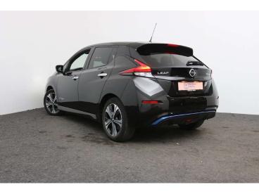 SPOTICAR Nissan Leaf 62 Kwh *btw Aftrekbaar*led*360 Camera*gps*dab*sens Occasions - Berline Electrique Black - Kortrijk - 1200371308_4