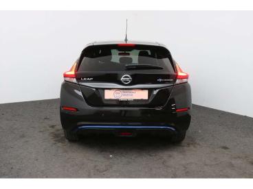 SPOTICAR Nissan Leaf 62 Kwh *btw Aftrekbaar*led*360 Camera*gps*dab*sens Occasions - Berline Electrique Black - Kortrijk - 1200371308_5