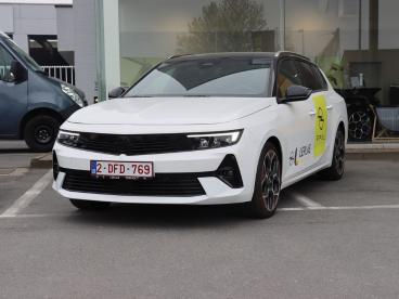 SPOTICAR Opel Astra Sports Tourer 1.2t At8 130pk *demo*direct Leverbaa Tweedehands - Berline Benzine Blanc - Torhout - 400354137_1
