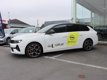 SPOTICAR Opel Astra Sports Tourer 1.2t At8 130pk *demo*direct Leverbaa Tweedehands - Berline Benzine Blanc - Torhout - 400354137_2