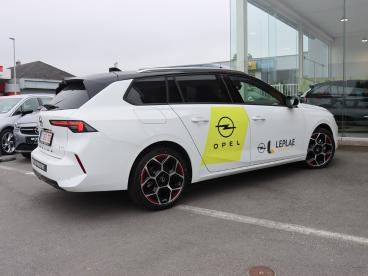 SPOTICAR Opel Astra Sports Tourer 1.2t At8 130pk *demo*direct Leverbaa Tweedehands - Berline Benzine Blanc - Torhout - 400354137_3