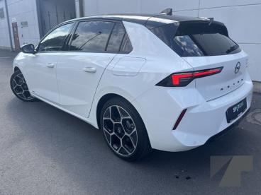 SPOTICAR Opel Astra Ultimate - 1.6 Turbo Hybrid Start/stop E-at8 180ch Occasions - Berline Hybride Rechargeable Blanc - Jabbeke - 400361174_3