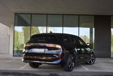 SPOTICAR Opel Astra Break 1.2turbo S/s Gs Line*navi*camera 360°*zetel/ Tweedehands - Berline Benzine Noir - Loppem - 1200373760_2