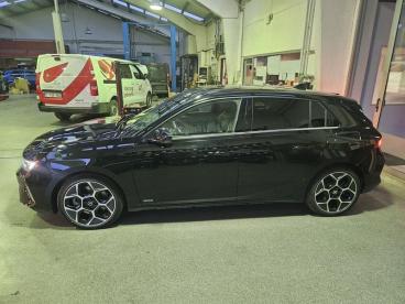 SPOTICAR Opel Astra Hybrid Ultimate E-at8 Occasions - Berline Hybride Rechargeable Noir - Liedekerke - 1200377750_2