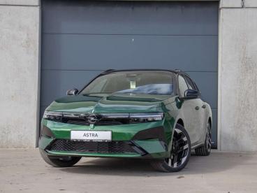SPOTICAR Opel Astra St Facelift 58kwh 156pk|ultimate|pano Dak|full Opt Occasions - Berline Electrique Groen - Oostende - 1200380134_1