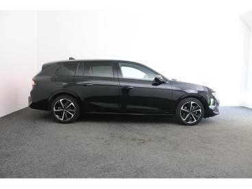 SPOTICAR Opel Astra Sports Tourer 1.2 Turbo Gs-line *break*dab*gps*winterpack*carpla Occasions - Berline Essence Noir - Ieper - 400363865_3