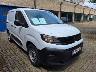 SPOTICAR Opel Combo Cargo L1h1 Light 1.5 Turbo D 100 Mt6 * Flex Cargo Occasions - Utilitaire Diesel Blanc - Kortrijk - 400357412_3
