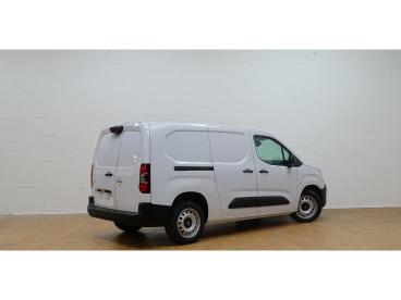 SPOTICAR Opel Combo L2h1 1.5 Turbo D 130 S/s At8 Occasions -  Diesel Wit - Zonhoven - 1200368865_2