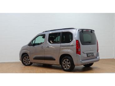 SPOTICAR Opel Combo Life 1.2t Edition+gps+camera+park Pilot Achteraan Occasions - Utilitaire Essence Grijs - Wilrijk - 1200375032_4