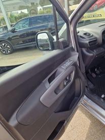 SPOTICAR Opel Combo L2 1.2 Turbo 110 Pk Lichte Vracht 5 Zitplaatsen Occasions - Utilitaire Essence Gris - Gavere-vurste - 1200375899_5