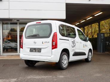 SPOTICAR Opel Combo Life Mpv 1.2i 110pk Mt6 |airco|sens. Achteraan|multimed Occasions - Monospace Essence Blanc - Oostende - 400348021_2