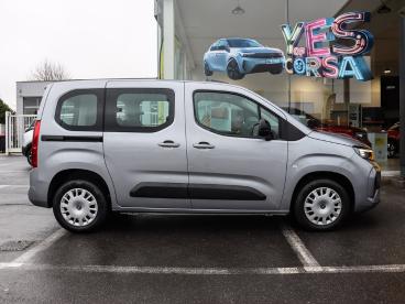 SPOTICAR Opel Combo Life 1.2t Mt6 110pk |camera|navigatie|demo Occasions - Monospace Essence Gris - Torhout - 400367523_3