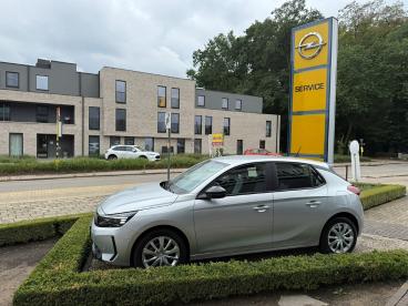 SPOTICAR Opel Corsa 1.2 Turbo 100pk *camera*stuur+zetelverwarming*... Occasions - Citadine Essence Argent - Laakdal - 400358351_4