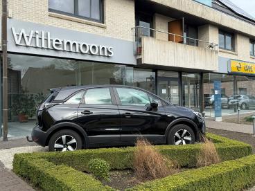 SPOTICAR Opel Crossland Special Edition 1.2 Turbo 130pk At6 *stuur+zetelve Occasions - Suv Essence Noir - Laakdal - 400372209_2