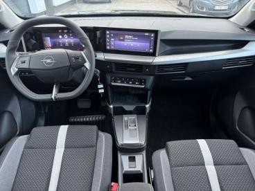 SPOTICAR Opel Frontera Gs 1.2t  Hybrid Edct, Navi, Camera, Parkeersensore Tweedehands - Hatchback Hybrid Noir - Gingelom - 1200390299_2
