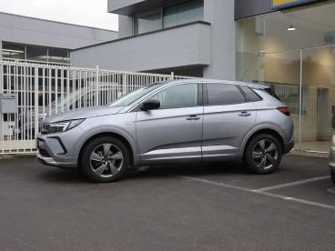 SPOTICAR Opel Grandland 1.2t Mhev |at|360°camera|keyless|elek Koffer|garan Tweedehands - Suv Benzine Gris - Torhout - 400351817_2