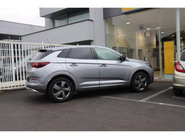 SPOTICAR Opel Grandland 1.2t Mhev |at|360°camera|keyless|elek Koffer|garan Tweedehands - Suv Benzine Gris - Torhout - 400351817_5