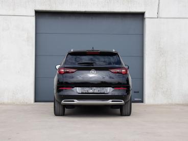 SPOTICAR Opel Grandland Elegance|1.2 Mt6 130pk|360°camera|navi|leder Tweedehands - Suv Benzine Noir - Oostende - 400354747_4