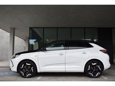 SPOTICAR Opel Grandland 1.6turbo Hybrid4 Gse E-at8 4wd 300pk Tweedehands - Suv Oplaadbare Hybride Blanc - Loppem - 400362934_4