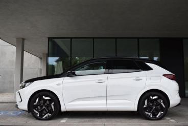 SPOTICAR Opel Grandland 1.6turbo Hybrid4 Gse E-at8 4wd 300pk Tweedehands - Suv Oplaadbare Hybride Blanc - Loppem - 1200370767_4