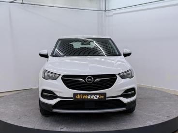SPOTICAR Opel Grandland Innovation Met Leder In Perfecte Staat Occasions - Suv Essence Wit - Deerlijk - 1200373857_2