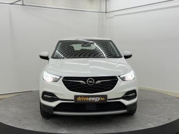 SPOTICAR Opel Grandland Innovation Met Leder In Perfecte Staat Occasions - Suv Essence Wit - Deerlijk - 1200373857_4