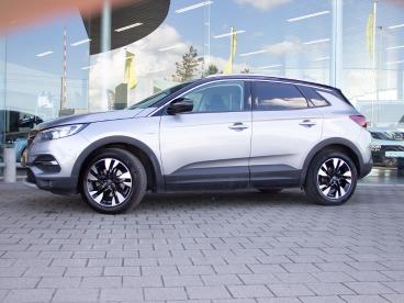 SPOTICAR Opel Grandland X Innovation 1.2t 130pk |camera|gps| Tweedehands - Suv Benzine Gris - Veurne - 400361233_3