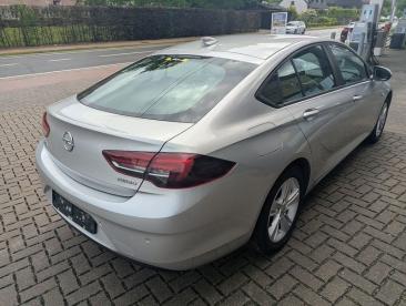 SPOTICAR Opel Insignia Turbo Start/stop Edition Occasions - Berline Essence Argent - Putte - 1200375917_4