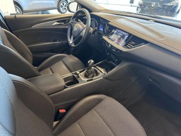 SPOTICAR Opel Insignia Grand Sport Edition 1.5 T 140 Pk Man 6 Occasions - Berline Essence White - Sint-niklaas - 1200377009_2