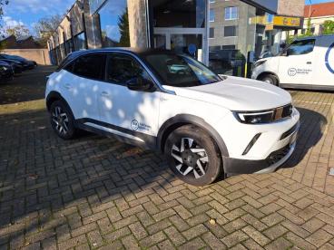 SPOTICAR Opel Mokka Elegance  Electric 136pk * Multimedia Navi * Activ Tweedehands - Suv Elektrisch Blanc - Kortrijk - 400333964_3