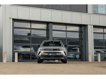 SPOTICAR Opel Mokka 1.2 Benz. | Automaat 130pk | Navi. | Camera | Verk Occasions - Suv Essence Zilver - Turnhout - 1200376205_3